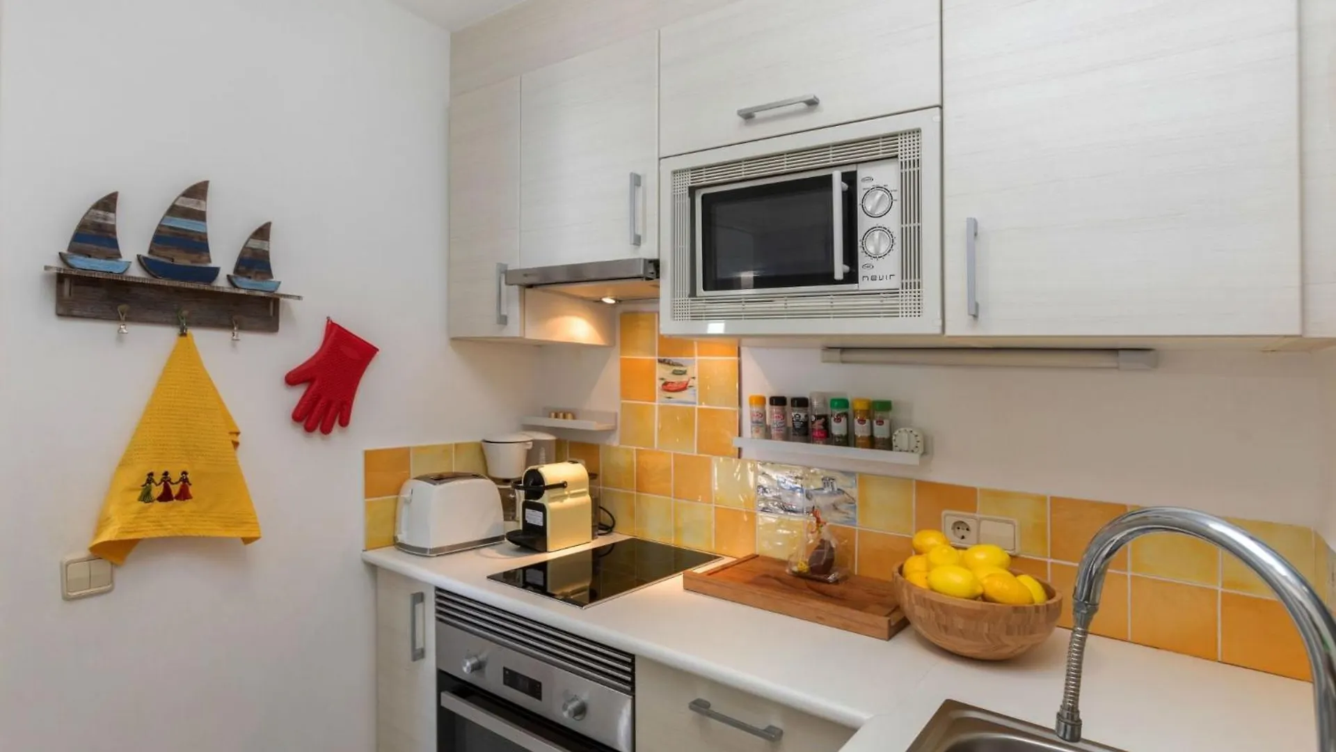 Apartment Onades By Interhome Platja d'Aro
